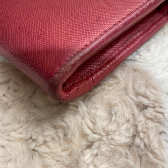 Prada Wallet - Picture 8 of 10